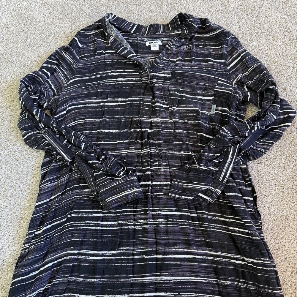 DKNY Blouse Womens S Black Striped V Neck Roll Tab Long Sleeve Rayon Tunic Top